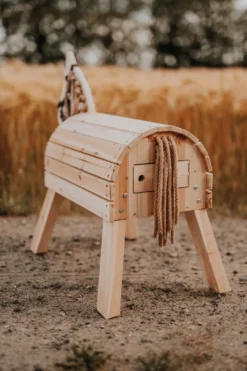 Holzpferd kompakt