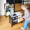 Kinderküche mit Kücheninsel Industrial