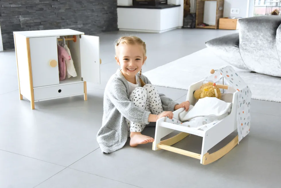 Puppenschrank „Little Button“